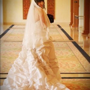 Allure Wedding dress gorgeous gown champagne pearl